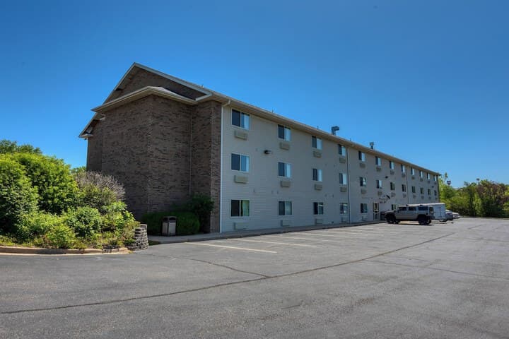 All Towne Suites photo 3