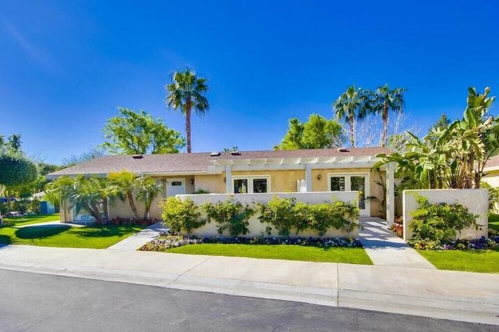 The Villas at Emerald Desert RV Resort photo 5