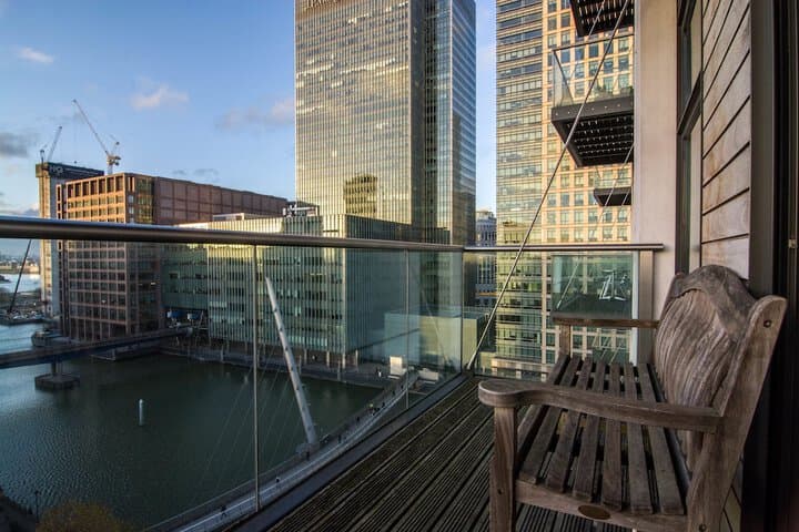 Canary Wharf Corporate River View Apartments photo 3