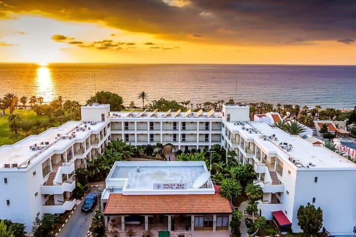 Helios Bay Hotel Apartments photo 2
