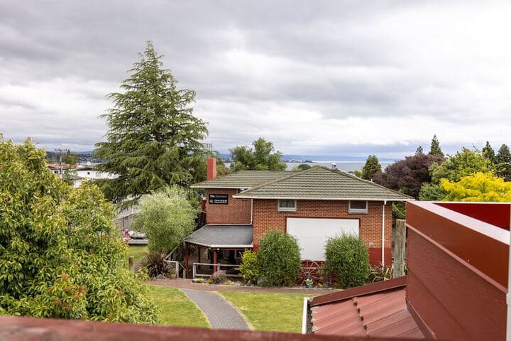 Haka House Taupo photo 3