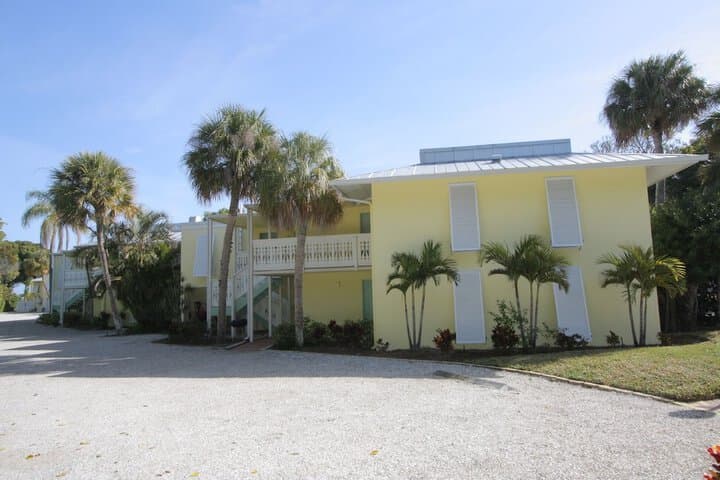 Beach Castle Resort by RVA photo 5