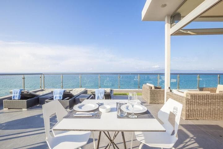 Art Luxury Suites photo 2