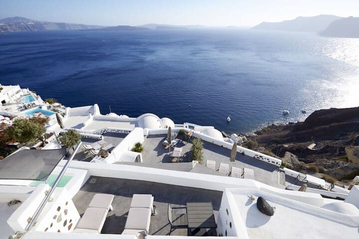Tholos destination view