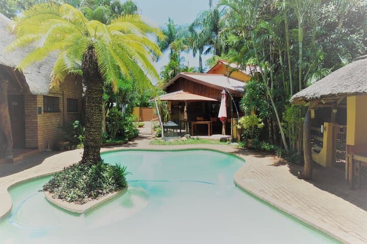 Trees Too Guest Lodge photo 3