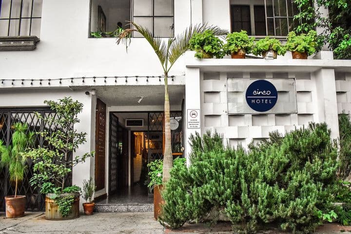 Cinco Hotel photo 1