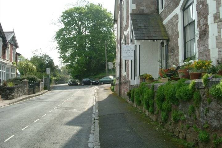 Ashleigh House photo 5