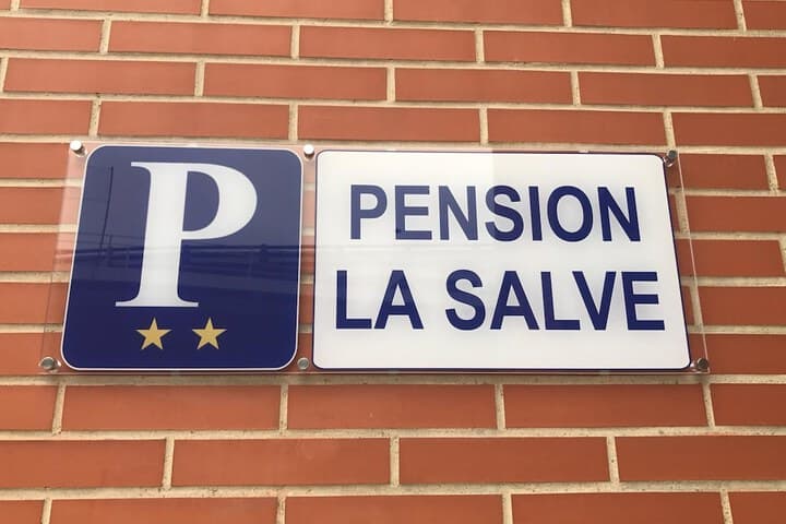 Pensión La Salve photo 4