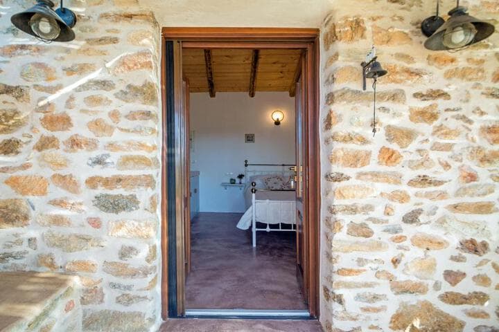 The Stone House photo 3