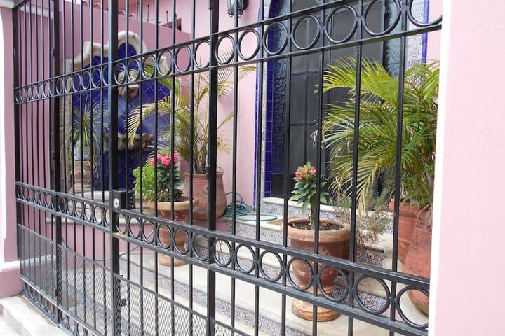 Lolitas Inn photo 3