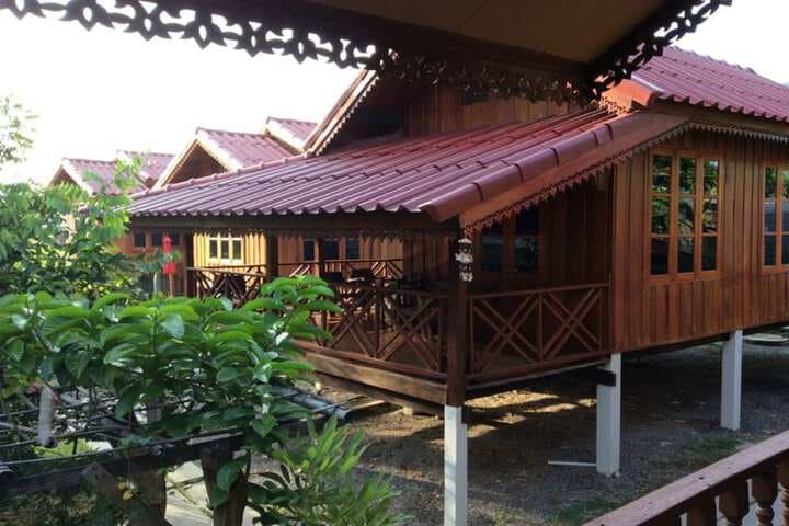 Tha Luang destination view