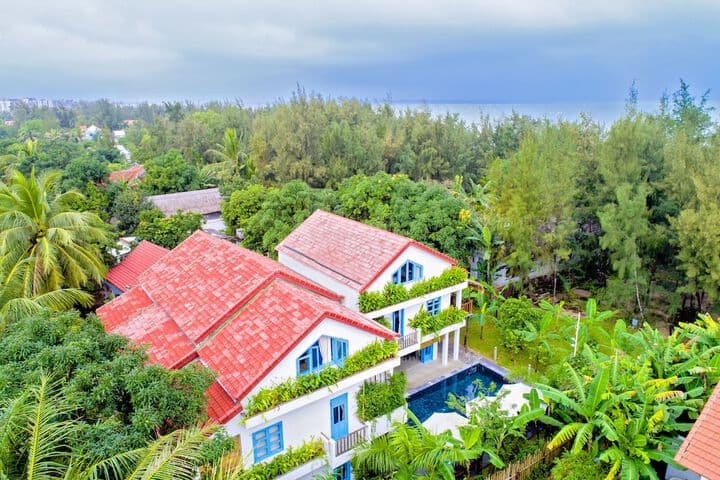 Life Beach Villa photo 2