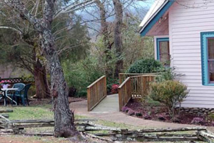 Smokies Bed&Breakfast photo 4