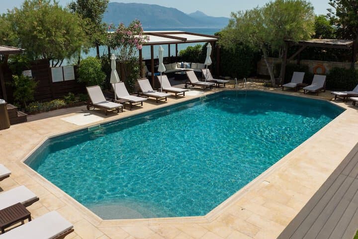ENALIO Suites photo 3