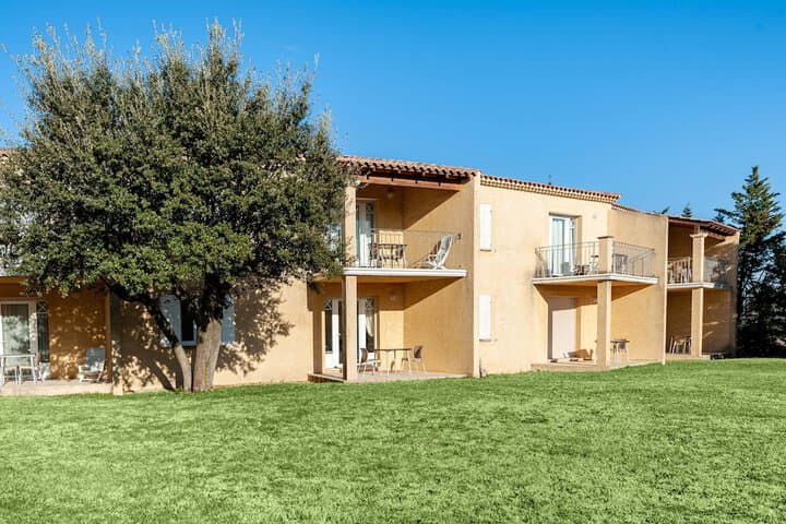 ResidHotel Golf Grand Avignon photo 5