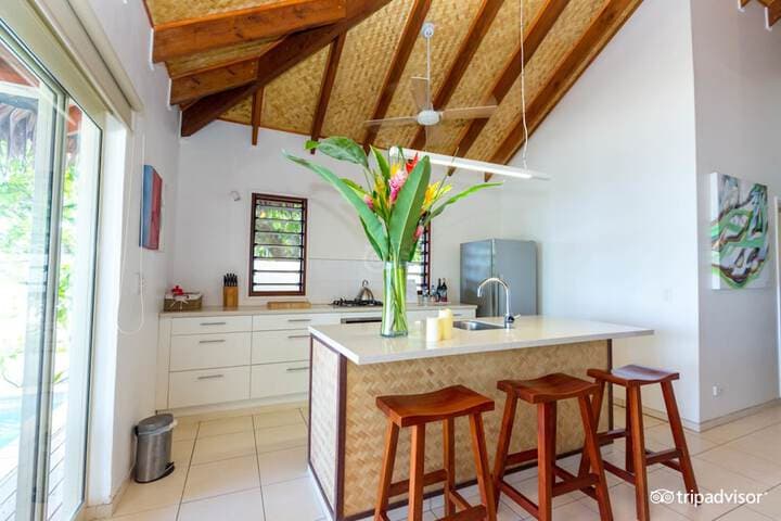 Vale Vale Beachfront Villas photo 4