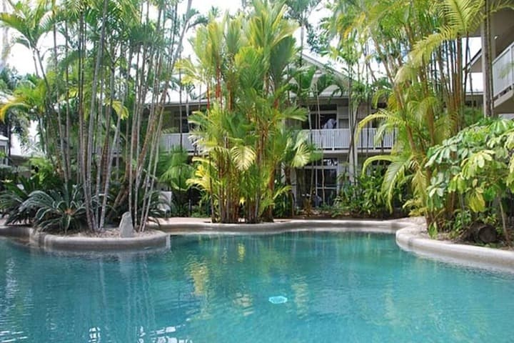 Port Douglas Retreat photo 3