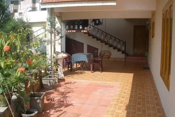 Jungle Palace Homestay photo 5