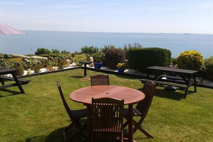 The Cliff Hall photo 4