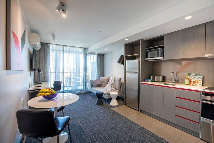 Corporate Living Accommodation Abbotsford photo 3