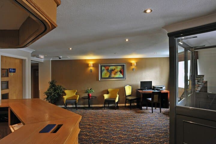 WEATHERVANE HOTEL BY GREENE KING INNS photo 2