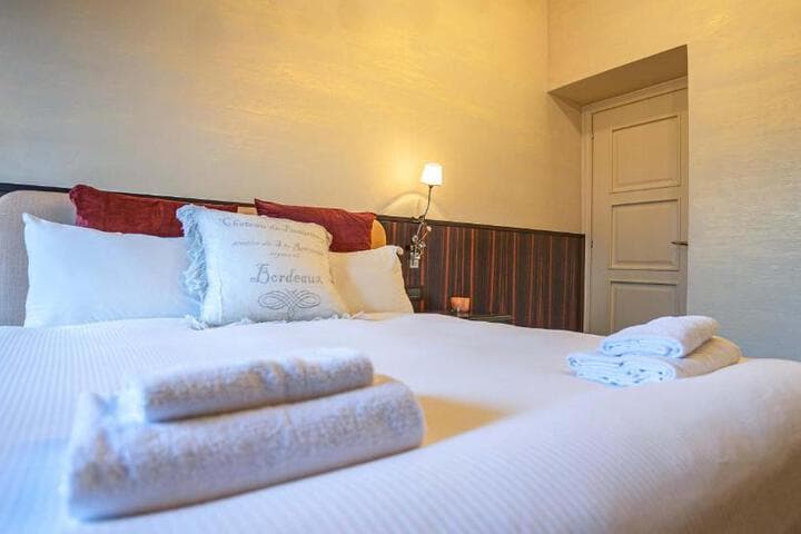 Piazza Venezia Charming Apartments With View photo 4