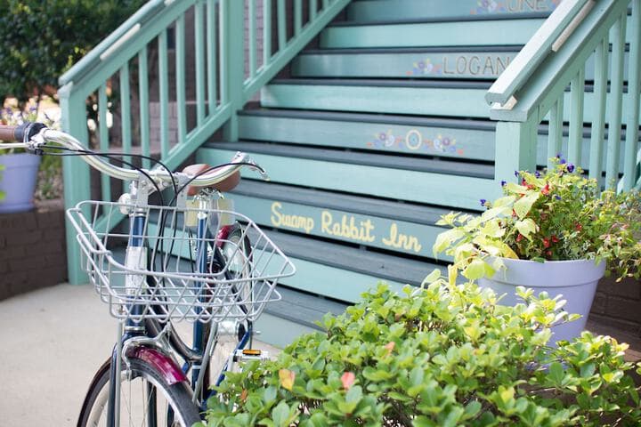 Swamp Rabbit Inn photo 2