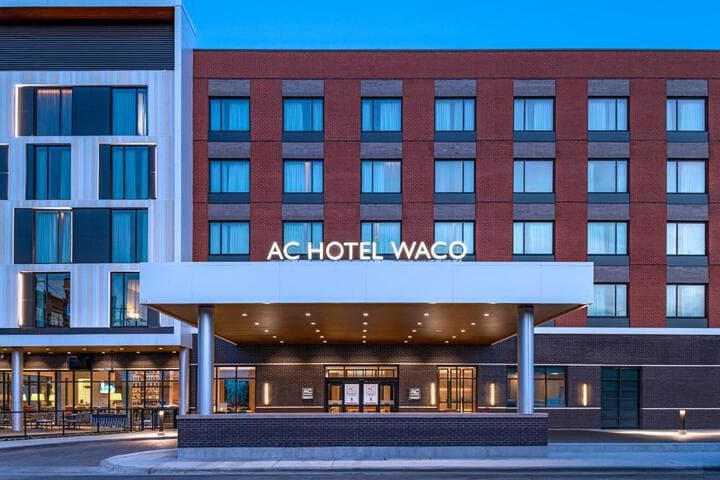 AC Hotel Waco Downtown photo 2