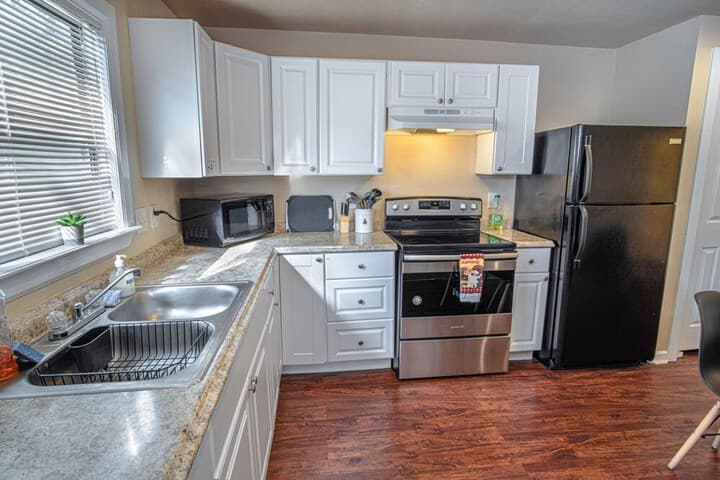 Nice 3br / 2ba Near Downtown 2 min At&t Center photo 4