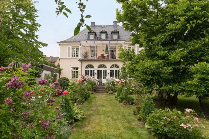 La Roseraie photo 3