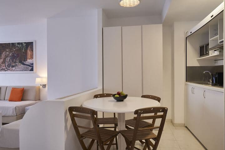 Epsilon Hotel Apartments photo 5