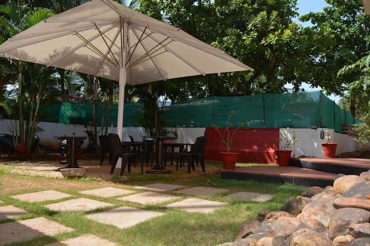 Pebbles Guesthouse photo 4