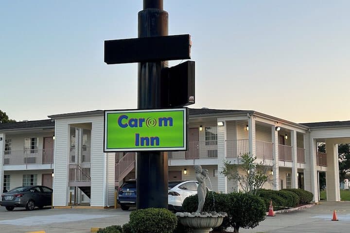 Carom Inn Denham Springs Baton Rouge photo 4