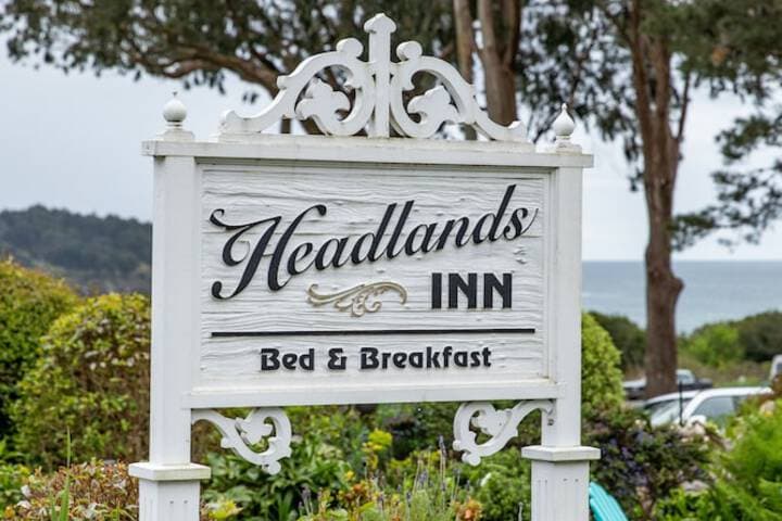 Headlands Inn Bed & Breakfast photo 4