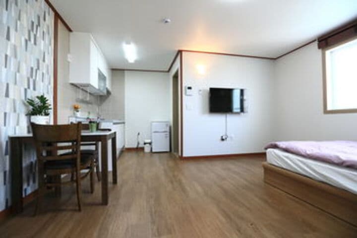 Silver Ocean Pension photo 3