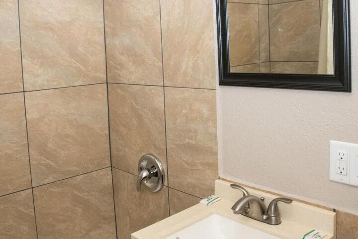 Regency Inn photo 1