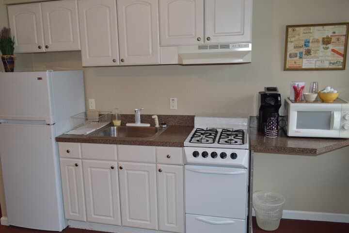 Canal Side Inn photo 3