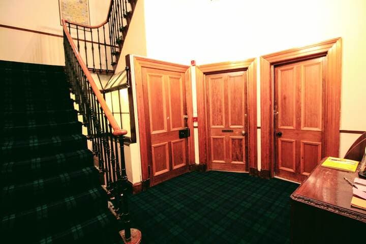 Airdenair Guest House photo 3