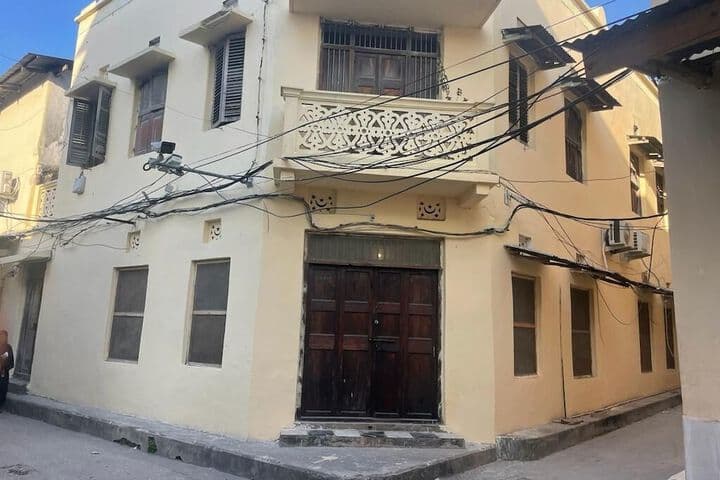 Safari House photo 2