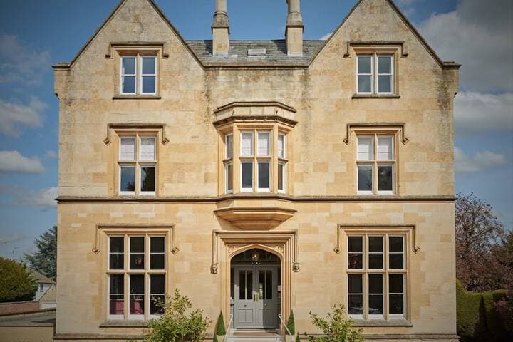 Cotswold Grange photo 2
