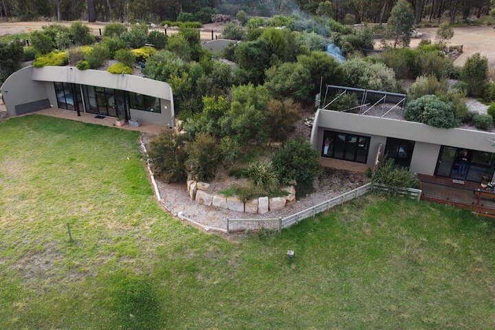 Down to Earth Farm Retreat photo 4