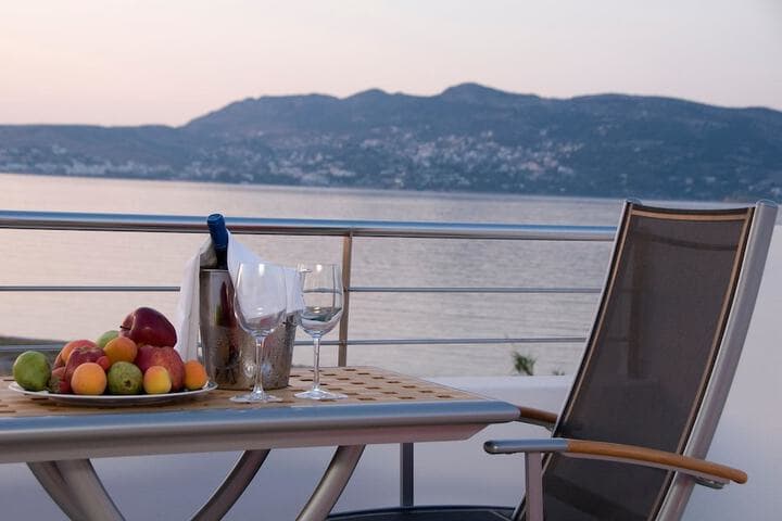 Porto Rafti destination view
