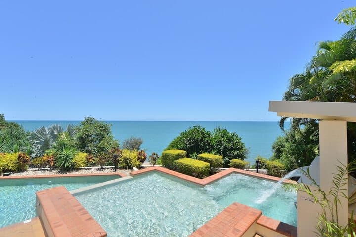 Bellevue at Trinity Beach photo 2