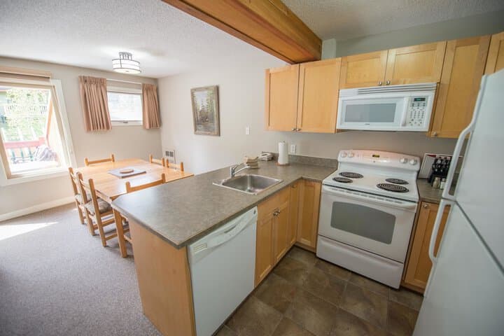 Panorama Vacation Retreat at Horsethief Lodge photo 4