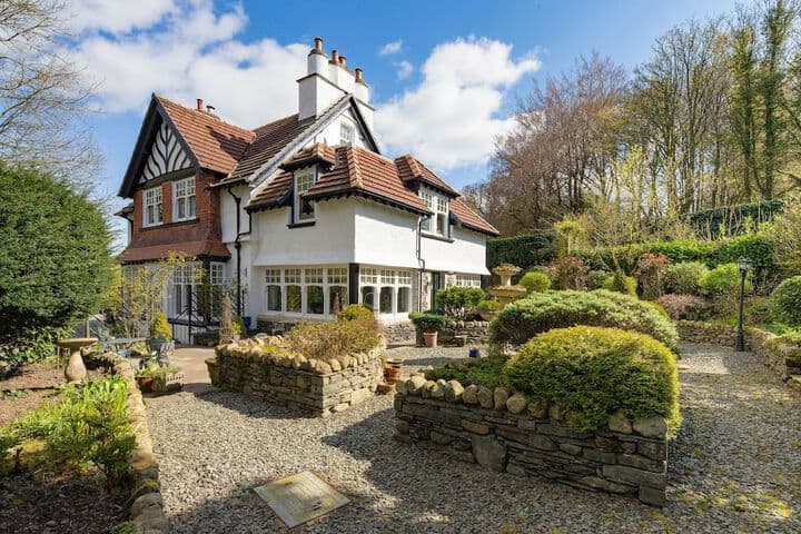 Storrs Gate House photo 2