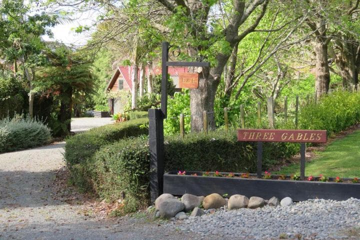 Three Gables B&B photo 1