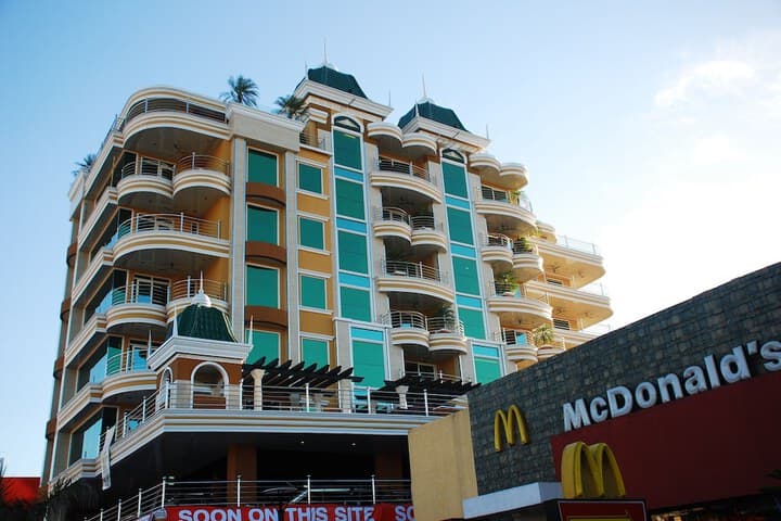 Fields Plaza Condo photo 4