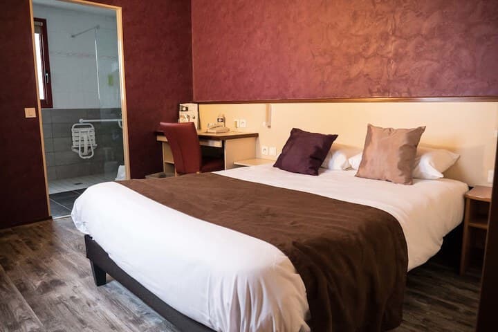 Brit Hotel Au Relais du Vern photo 1