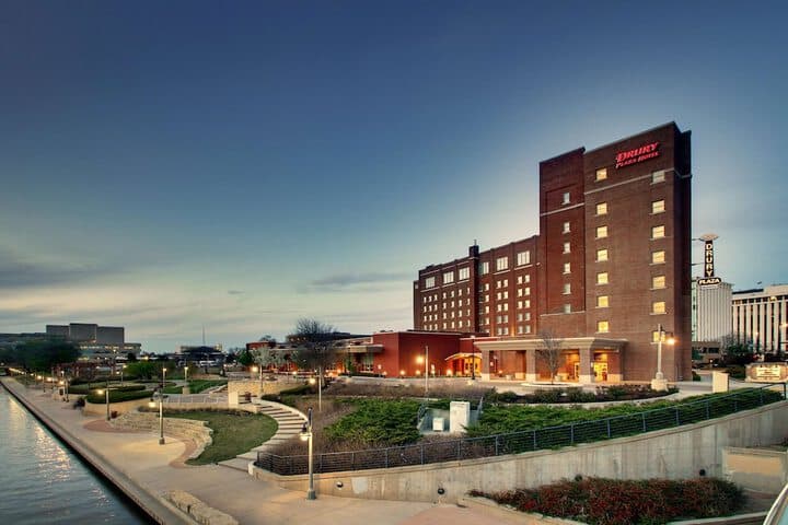 Drury Plaza Hotel Broadview Wichita photo 3