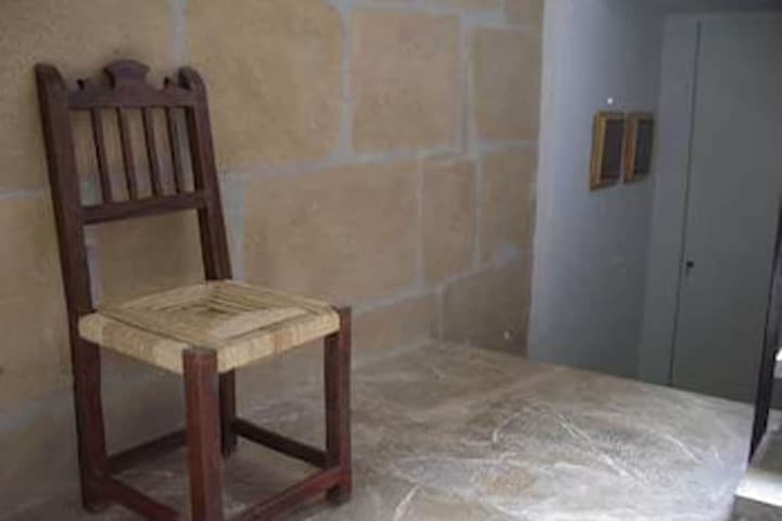 LHostal hotel dinterior photo 4